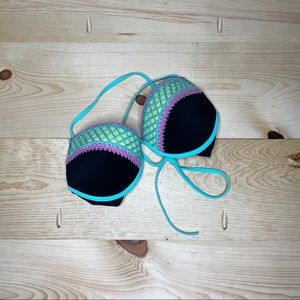 Shade & Shore Bikini Top Like New